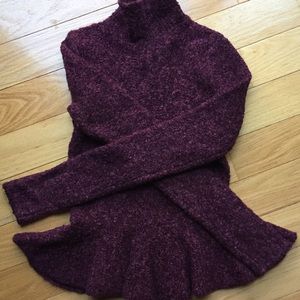 Moda NWT Plum boucle pullover sweater.